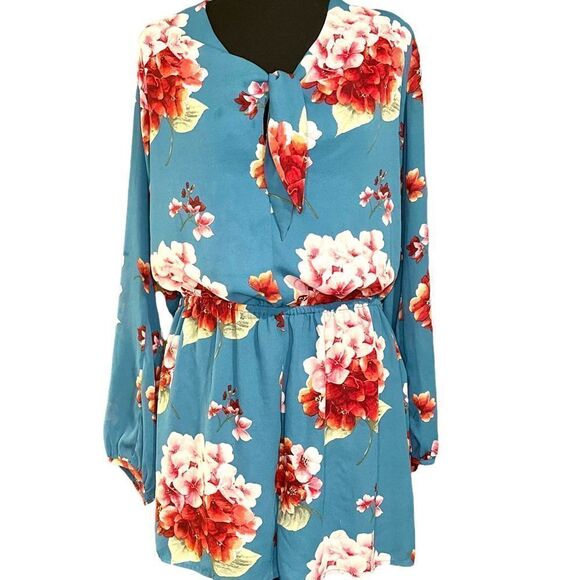 Forever 21 Floral Long Sleeve Romper - Picture 3 of 9